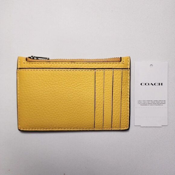 NWT Coach CH130 Zip Card Case With Trompe L'oeil Print Canary Yellow - Picture 2 of 3